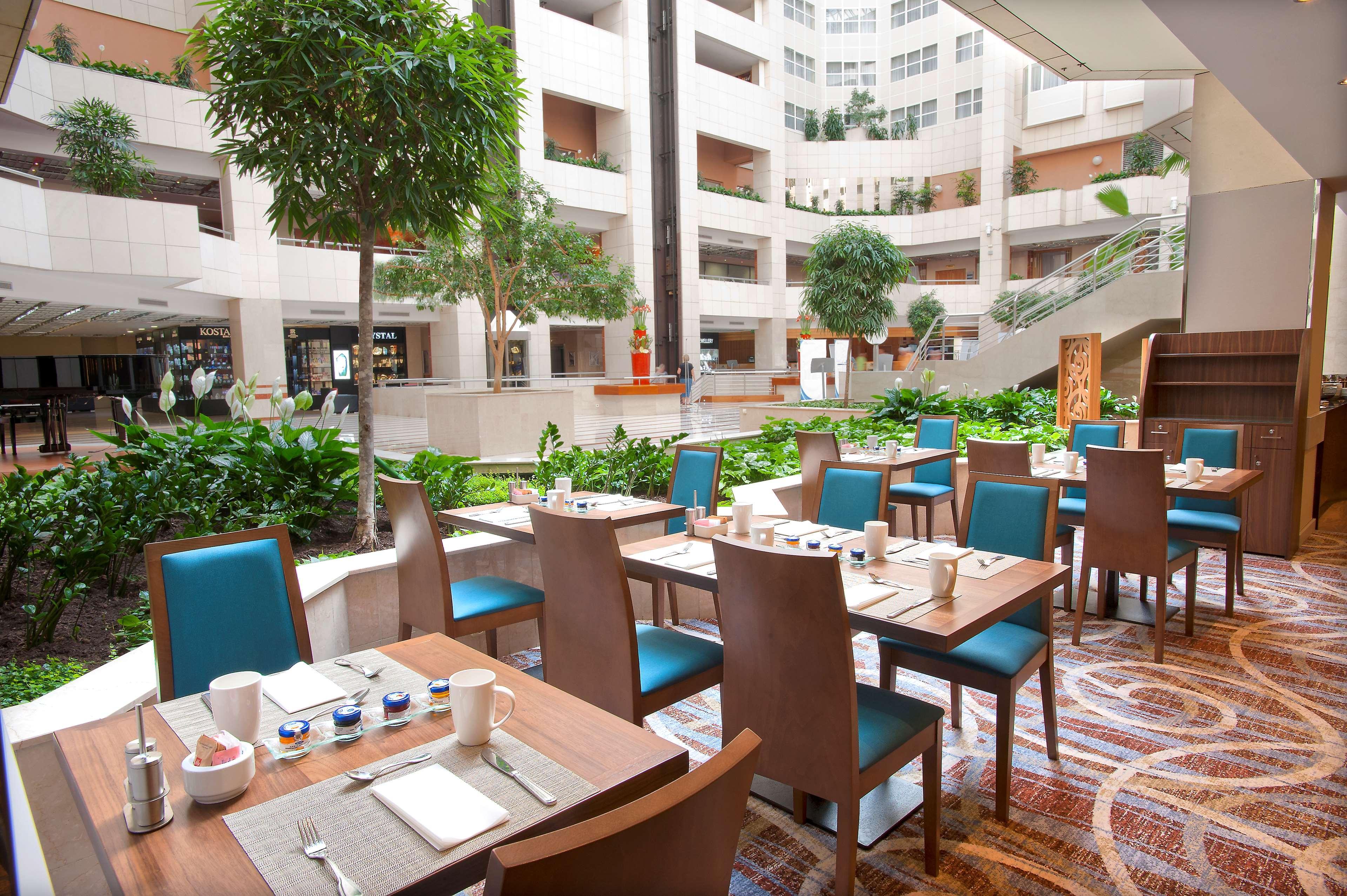 Hilton Otel 5*